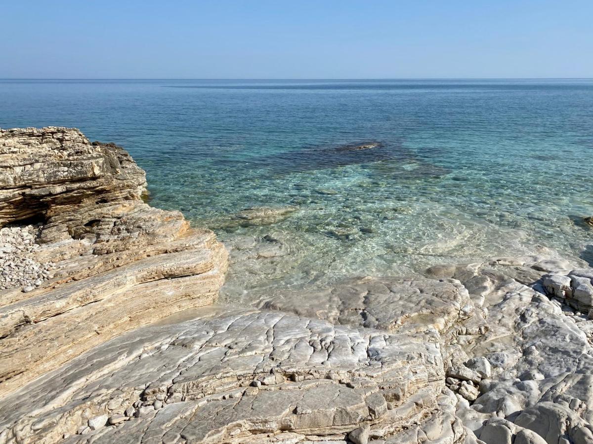 Villa Eni Medulin Sisan Heated Pool Exterior foto